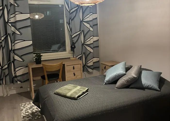 For Five Near Railway Station * 로바니에미