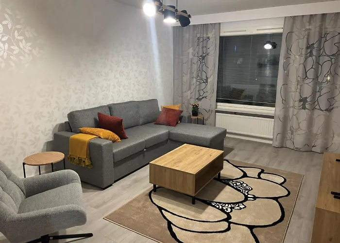 아파트 For Five Near Railway Station 로바니에미